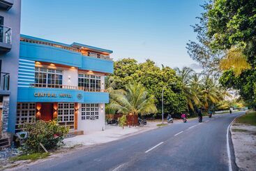 هتل Fuvahmulah Central