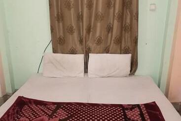 هتل Kashmir Premium
