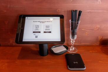 هتل Pension Arosa   Self Check In