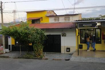 پانسیون Casa De Relajación Low Cost