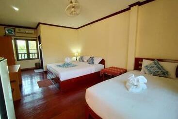 پانسیون Phamarn View Guesthouse