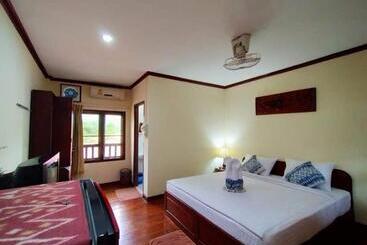 پانسیون Phamarn View Guesthouse