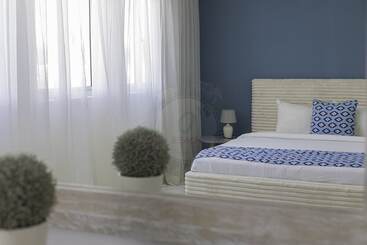 O Beach Boutique Studios