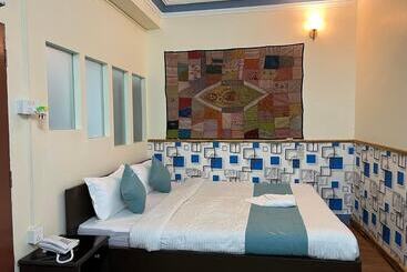 هتل Himalayan Guest House