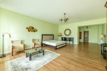 Cozyflat In The Central Arad