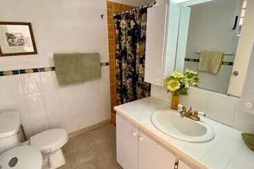 تختخواب و صبحانه Casa Lesia