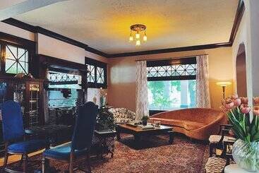 تختخواب و صبحانه Marianna Stoltz House