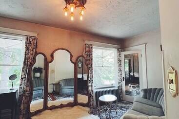 تختخواب و صبحانه Marianna Stoltz House