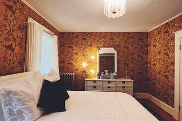 تختخواب و صبحانه Marianna Stoltz House