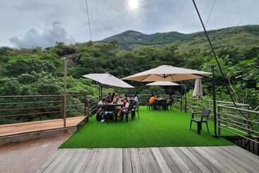 Eco Hotel Villa Suites