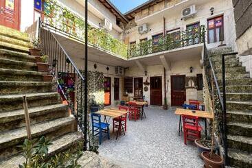 تختخواب و صبحانه Gökhanbey Konağı Butik Otel