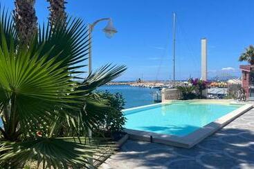 هتل Resort Atlantis