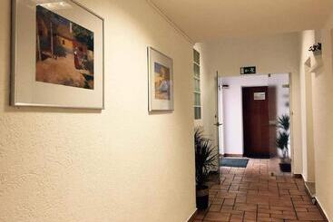 هتل Pension Lindenhof