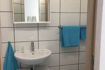 هتل Pension Lindenhof