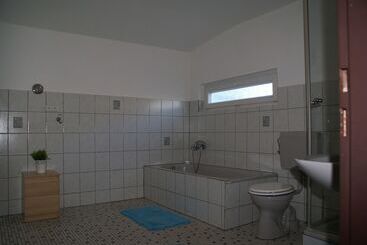 هتل Pension Lindenhof