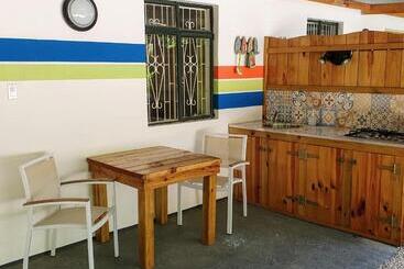 Abaai Resort B&b