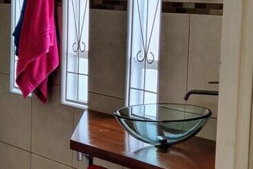 Abaai Resort B&b