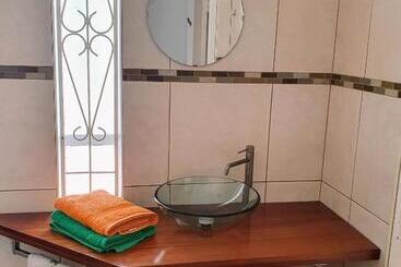 Abaai Resort B&b
