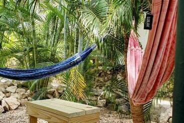 Abaai Resort B&b