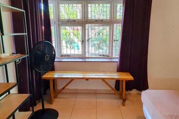 Abaai Resort B&b