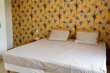 Abaai Resort B&b