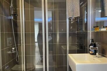 Elegance Suites