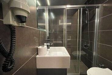 Elegance Suites