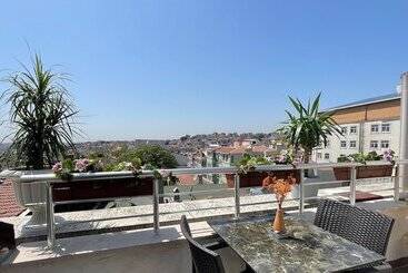 Elegance Suites