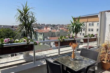 Elegance Suites