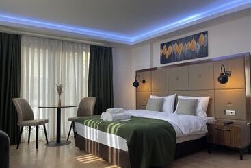 Elegance Suites
