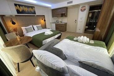 Elegance Suites
