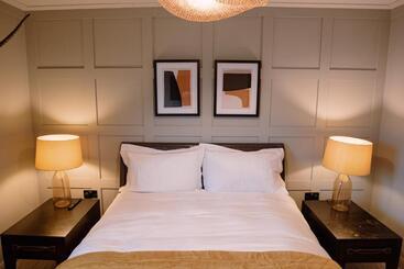 هتل The Print House Inn