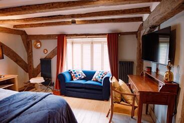هتل The Print House Inn