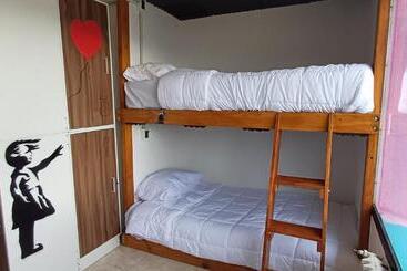 Nina Hostel
