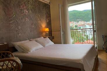 پانسیون Apartmani Srna, Igalo