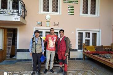 بنسيون Nursultan Grand Guest House