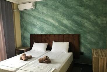 Te Bujtina Hotel&restaurant