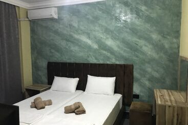 Te Bujtina Hotel&restaurant