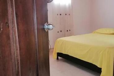 پانسیون Casa De Relajación Lowcost