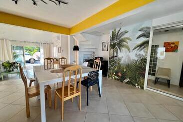پانسیون Villa Ti Moon, Entre Deux, Piscine