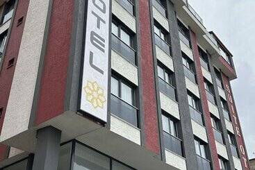 Emay Otel