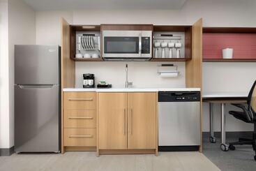 هتل Home2 Suites By Hilton Durham University Medical Center