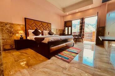 Отель River Grand Resort   A Peaceful Stay Kempty Fall Mussoorie