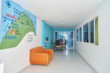 پانسیون Habitaciones Y Aptos Isabella