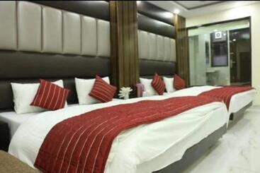 Priya Palace By Byob Hotels