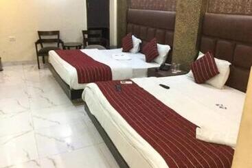 Priya Palace By Byob Hotels