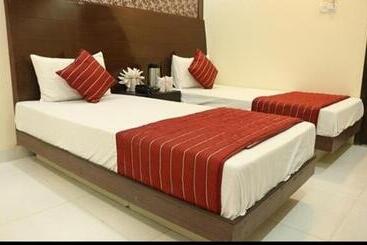 Priya Palace By Byob Hotels