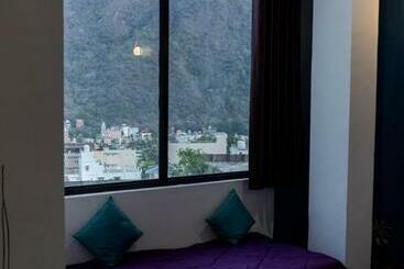 Spontrail Hostel