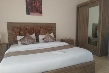 Rayan Hotel Suites