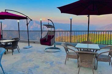 酒店 Pinerock Resort, Mussoorie ! Luxury Rooms ! Mountain View ! Open Terrace ! Cafe